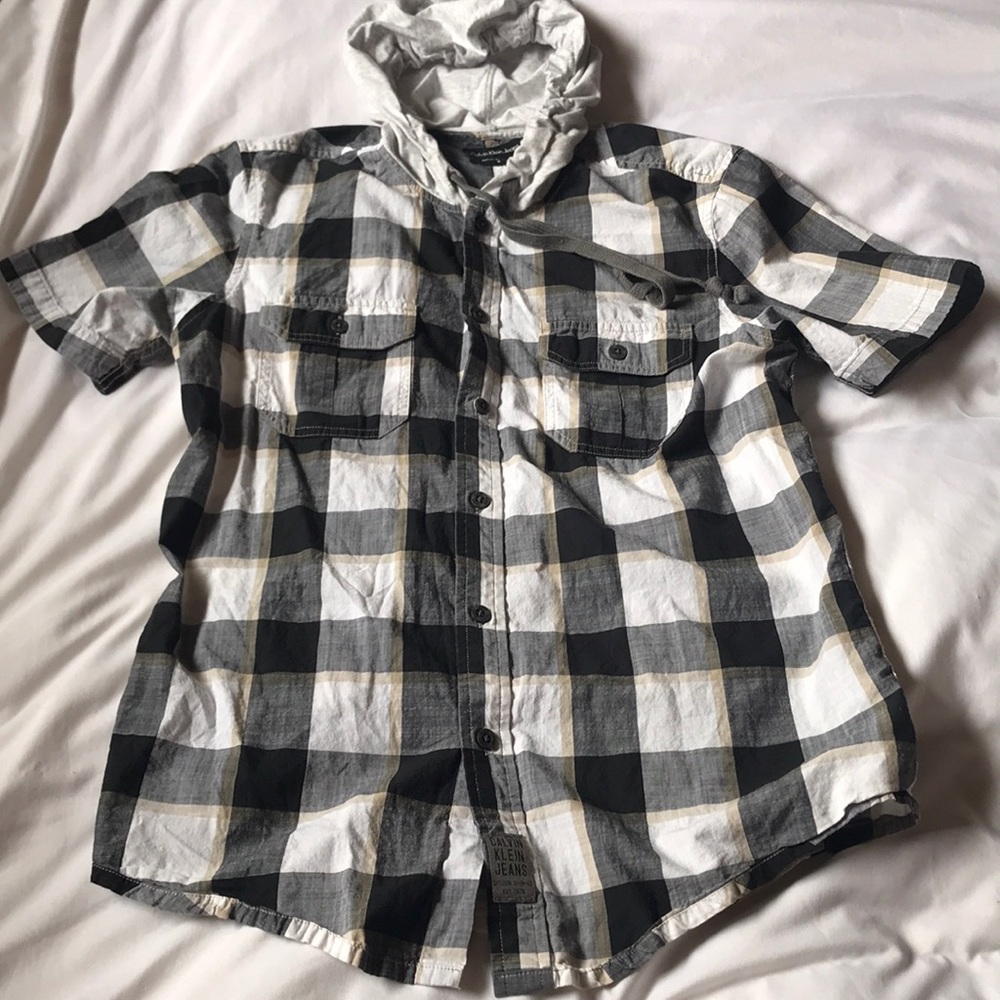 Like new Calvin Klein check button down w/hood